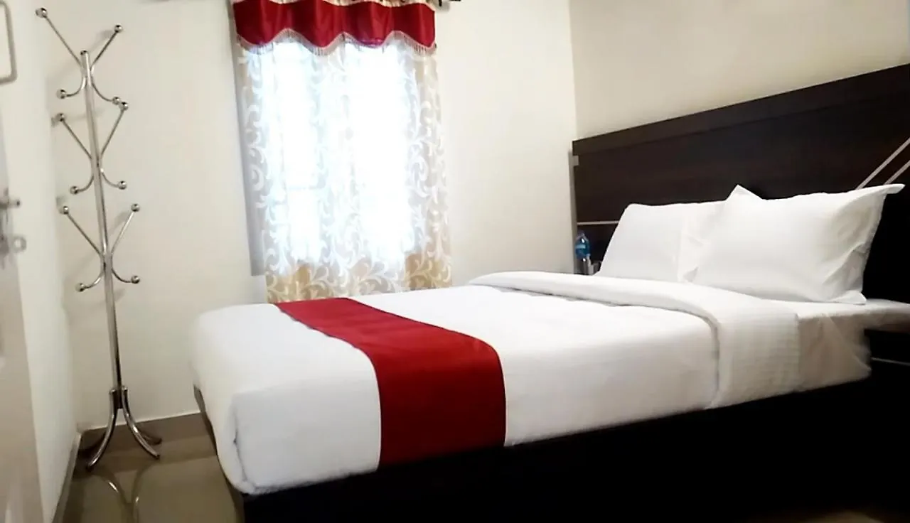 Leeland Munnar Bed & Breakfast