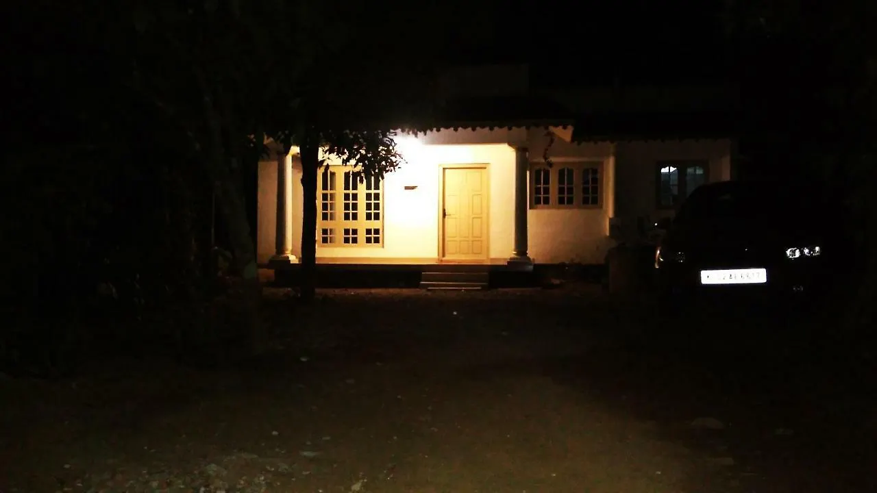 Leeland Munnar Bed & Breakfast