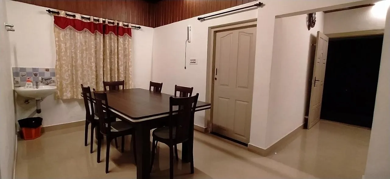 Bed and Breakfast Leeland Munnar Bed & Breakfast